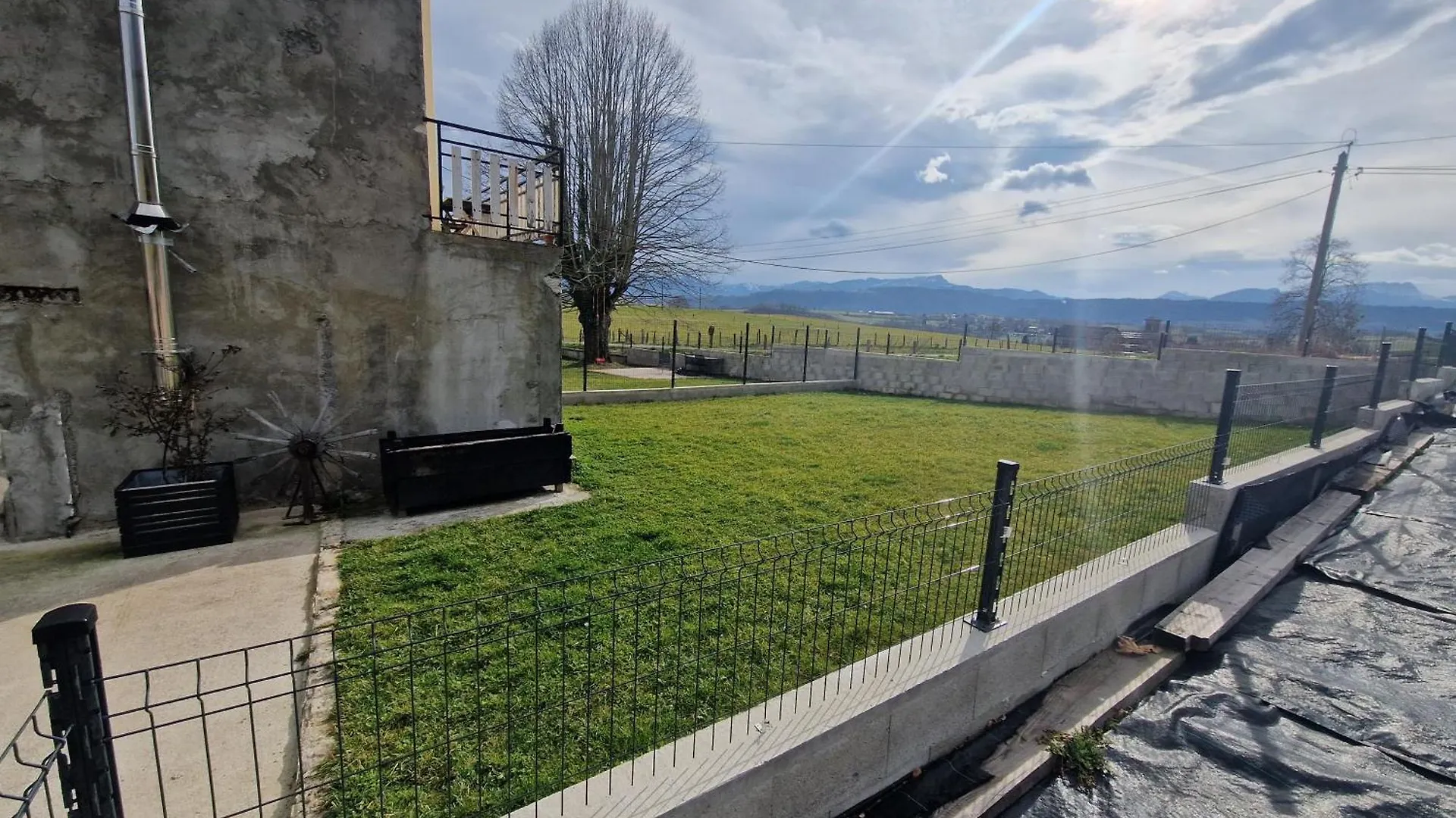 Appartement Avec Exterieur Pour 3 A 4 Personnes Véranne 0*,  Franciaország