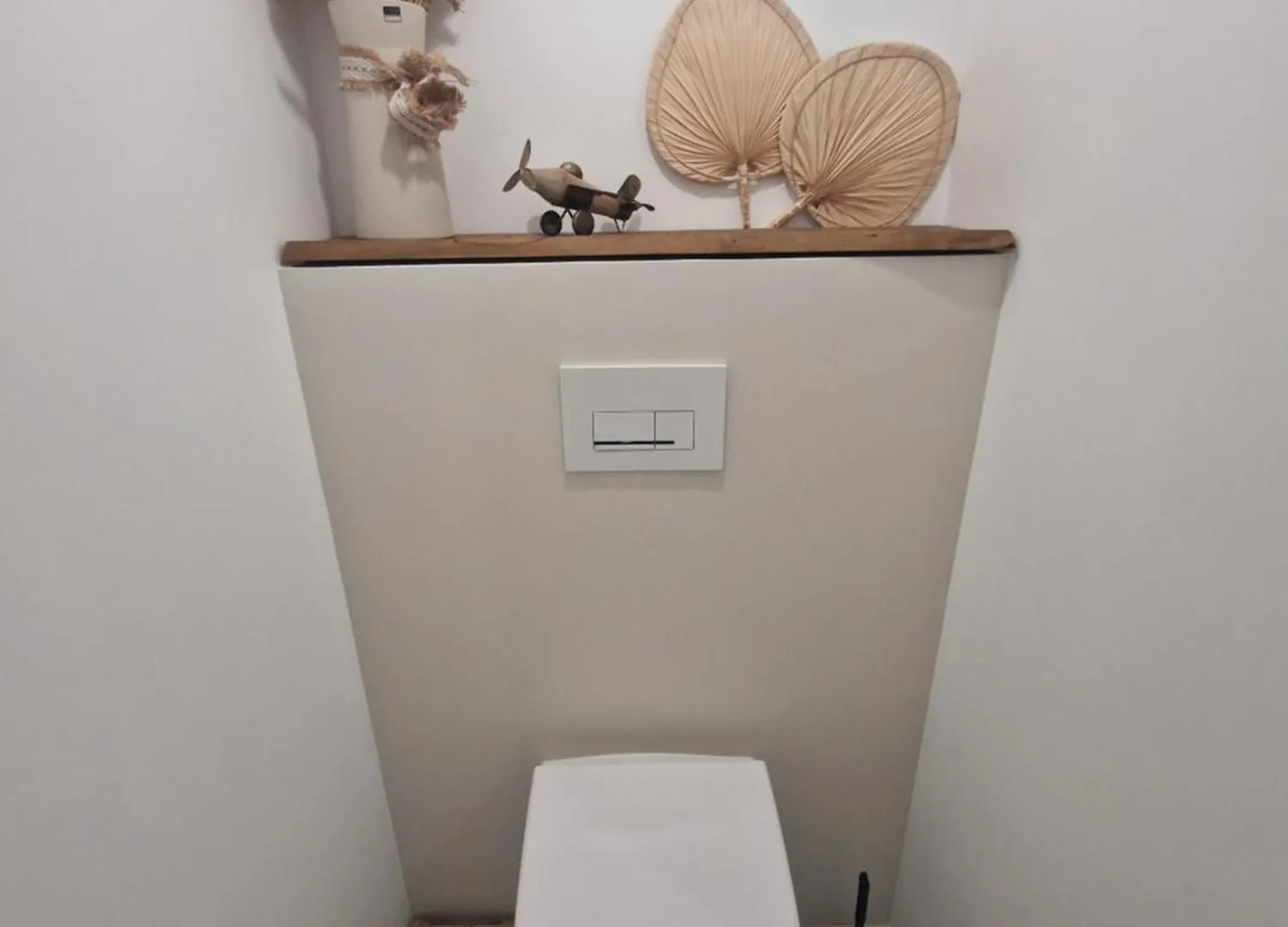 Appartement Avec Exterieur Pour 3 A 4 Personnes Véranne Franciaország