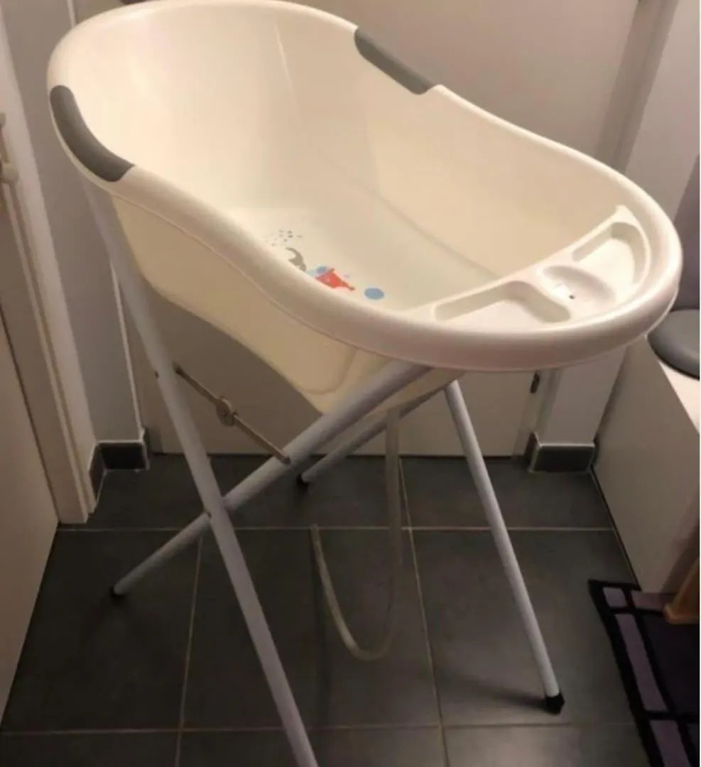 Appartement Avec Exterieur Pour 3 A 4 Personnes Véranne Apartman